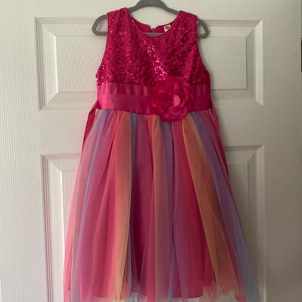 Little Girl's Sequin Sleeveless Mesh Rainbow Dress Size 4/5T - Picture 1 of 4